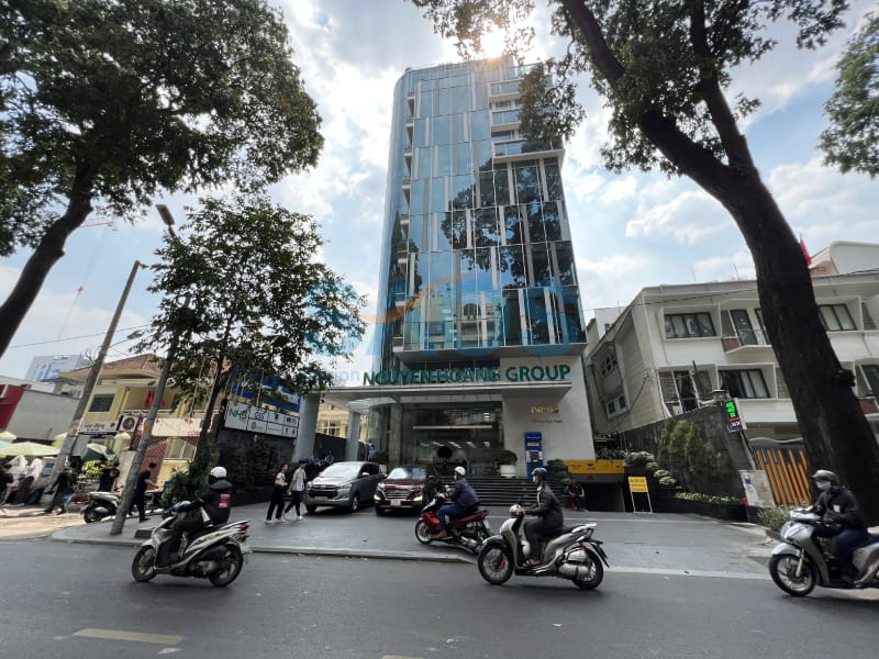 I Tower